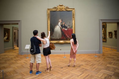 Πώς είναι να φοράς το λάτεξ φόρεμα της Κιμ Καρντάσιαν [εικόνες] | iefimerida.gr 6