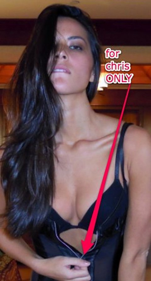 Γυμνές στο Διαδίκτυο η Κριστίνα Χέντρικς και η Ολίβια Μαν [εικόνες]  | iefimerida.gr 0