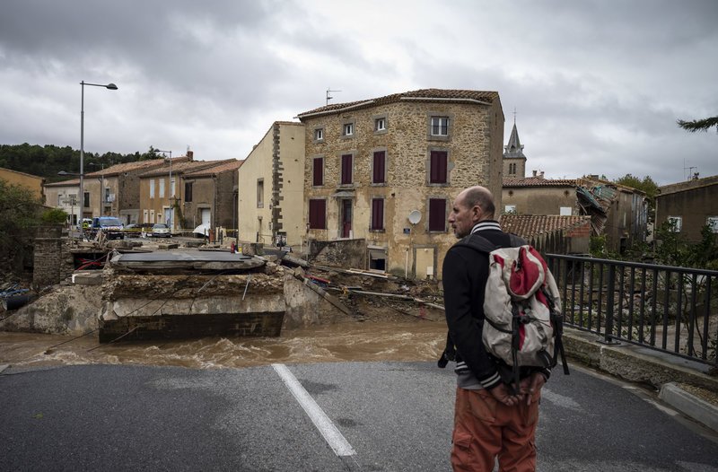 Τουλάχιστον τρεις άνθρωποι παραμένουν σήμερα αγνοούμενοι