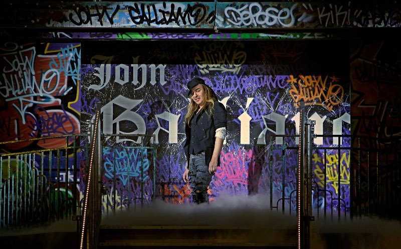 Ο Τζον Γκαλιάνο μετανιώνει για το «Αγαπώ τον Χίτλερ» -Κάνει comeback στη μόδα [εικόνες] | iefimerida.gr 1