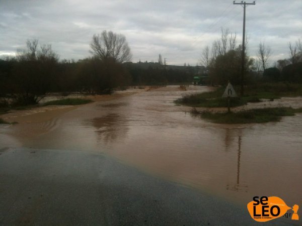 Βιβλική καταστροφή στη Θεσσαλονίκη από την υπερχείλιση του Γαλλικού ποταμού -Ποιες περιοχές έχουν αποκλειστεί [εικόνες] | iefimerida.gr 6