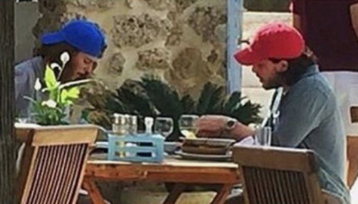 Η καλύτερη διαφήμιση -Ο «Τζον Σνόου» του Game of Thrones στις Σπέτσες με τη σύντροφό του [εικόνες] | iefimerida.gr 4