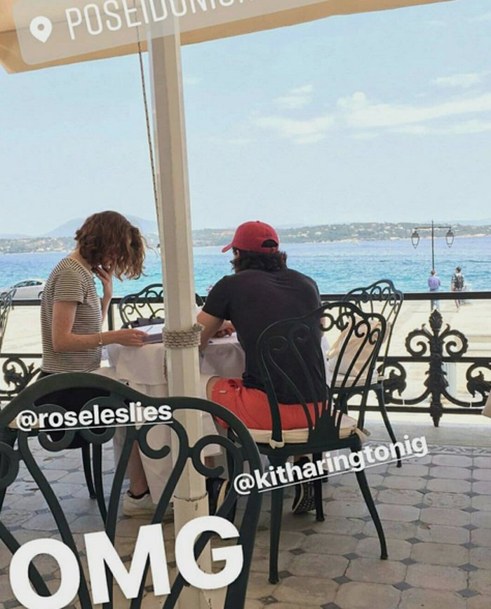 Η καλύτερη διαφήμιση -Ο «Τζον Σνόου» του Game of Thrones στις Σπέτσες με τη σύντροφό του [εικόνες] | iefimerida.gr 5