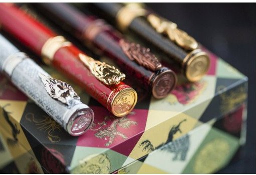 Tο Game of Thrones πάνω σε πένες -Eως 12 ώρες για για να φτιαχτεί η κάθε μία [εικόνες & βίντεο]   | iefimerida.gr 1