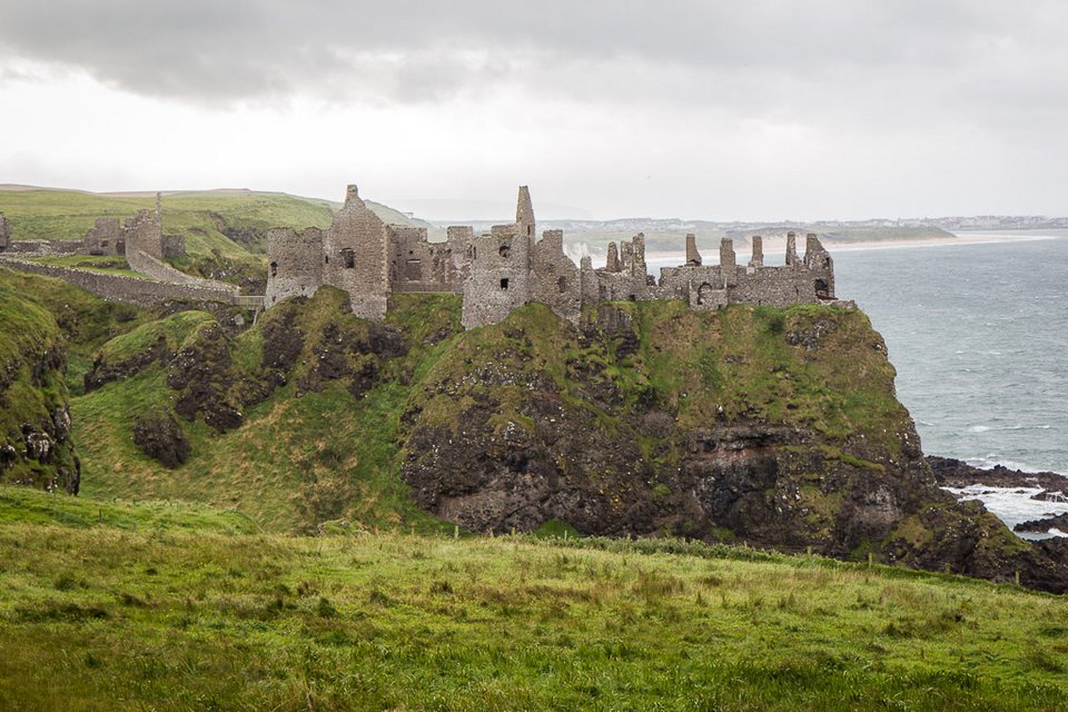 Φρενίτιδα με το Game of Thrones στην Ιρλανδία:  Καλώς Ηρθατε στο Γουέστερος! [εικόνες] | iefimerida.gr 4