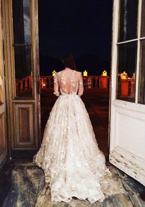 Γάμος-παραμύθι στο Τορίνο: Συνεργάτιδα του Jimmy Choo παντρεύτηκε Ιταλό αριστοκράτη [εικόνες] | iefimerida.gr 2