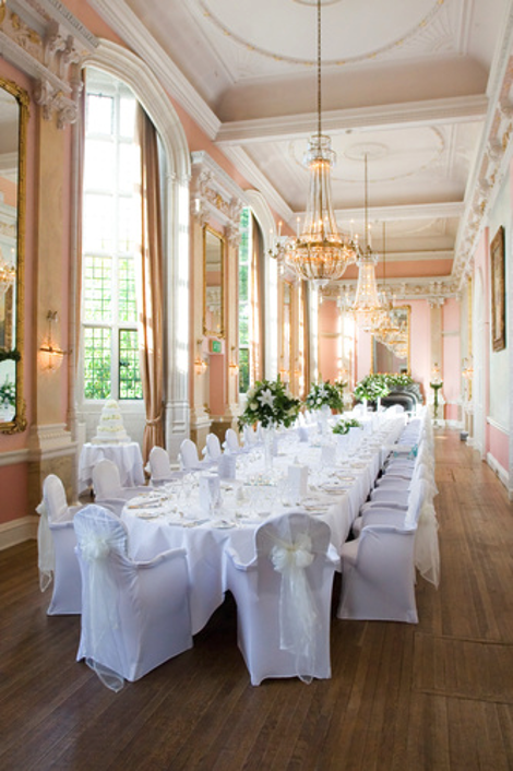 Το παραμυθένιο κάστρο όπου θα γιορτάσει το γάμο του ο Κλούνεϊ -Νυφικό σαν της Κέιτ Μίντλετον θα φορά η νύφη [εικόνες] | iefimerida.gr 8