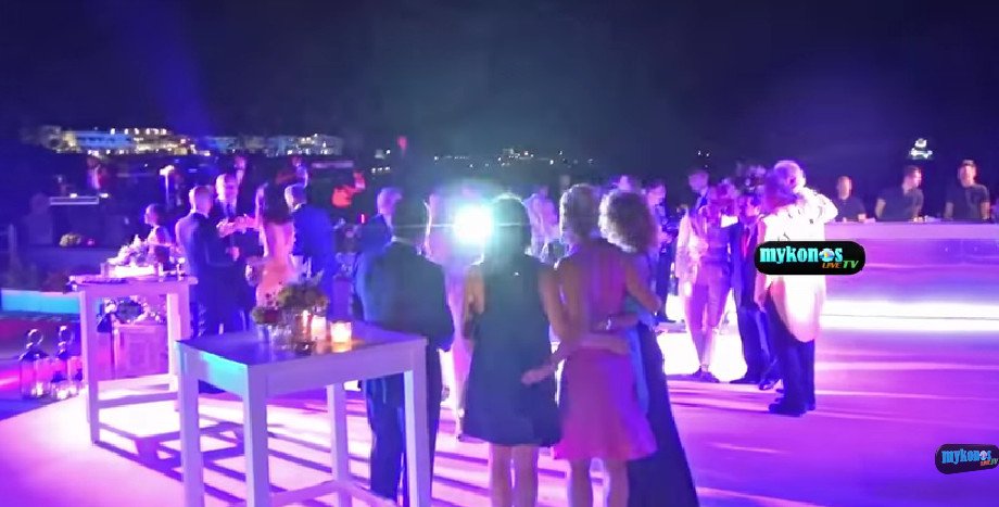 Με άρωμα... Αιγύπτου - Το 500.000 ευρώ γαμήλιο πάρτι ζευγαριού στη Μύκονο [εικόνες & βίντεο] | iefimerida.gr 0