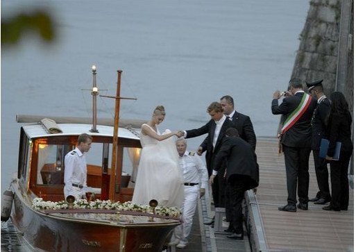 Ο παραμυθένιος πριγκιπικός γάμος του εγγονού της Γκρέις Κέλι με την Ιταλίδα αριστοκράτισσα -Στο ιδιωτικό νησί της νύφης [εικόνες] | iefimerida.gr 7