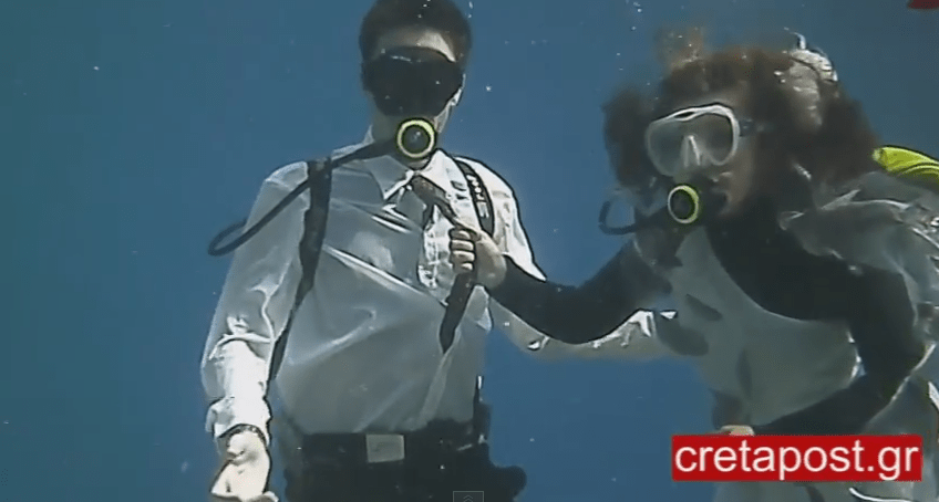 Τέτοιος γάμος δεν έχει ξαναγίνει στην Κρήτη -Εδωσαν όρκους αιώνιας αγάπης στο... βυθό της θάλασσας [εικόνες&βίντεο] | iefimerida.gr 8