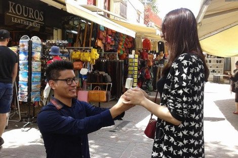  «Κατέλαβαν» τα Χανιά οι Κινέζοι που θα παντρευτούν εκεί: Χαμόγελα, αγάπη και πρόταση γάμου στην Παλιά Πόλη [εικόνες&βίντεο] | iefimerida.gr 2