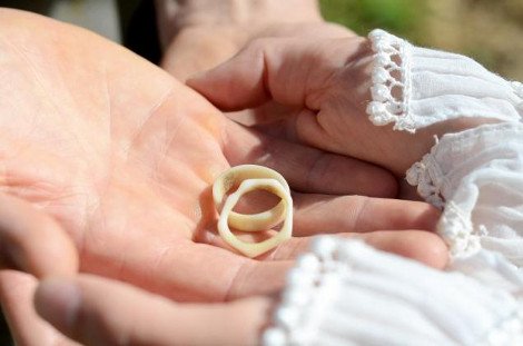 Ένα ζευγάρι από τη Σκωτία επιβεβαιώνει τον μύθο περί τσιγκουνιάς-Παντρεύτηκαν με μόλις 1,56 δολάρια [εικόνες] | iefimerida.gr 0