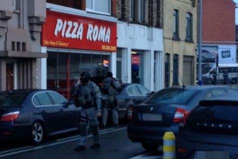 Λήξη συναγερμού στο Βέλγιο: Συνελήφθησαν οι ένοπλοι που κρατούσαν όμηρο [εικόνες] | iefimerida.gr 9