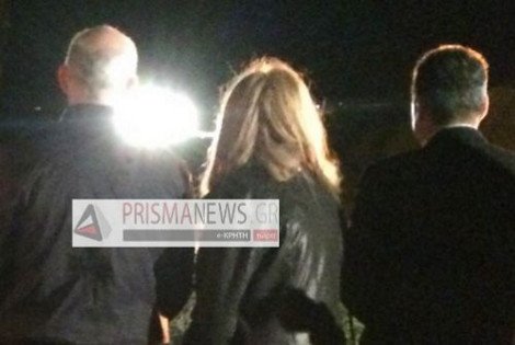 Στο εκκλησάκι του ξενοδοχείου όπου έμενε στην Κρήτη έκανε Ανάσταση ο Παπανδρέου [εικόνες & βίντεο] | iefimerida.gr 1