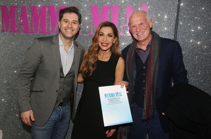 Ο Γιώργος Παπανδρέου πήγε να δει τη Δέσποινα Βανδή στο Mamma Mia [εικόνες] | iefimerida.gr 0