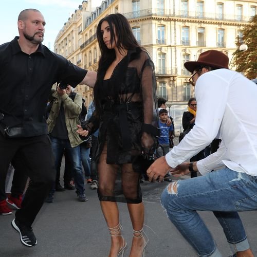 Πού βρισκόταν ο σωματοφύλακας της Κιμ Καρντάσιαν όταν τη λήστεψαν [εικόνες] | iefimerida.gr 0