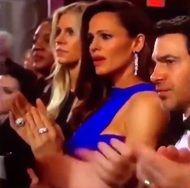 Η Τζένιφερ Γκάρνερ «σκάλωσε» στα Οσκαρ και έγινε meme -Τι είδε και έμεινε [εικόνα & βίντεο] | iefimerida.gr 0