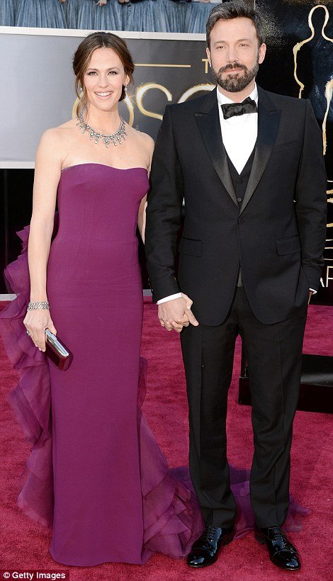 Οσκαρ 2016: Η σούπερ σέξι Τζένιφερ Γκάρνερ «έστειλε» τον πρώην της Μπεν Αφλεκ [εικόνες] | iefimerida.gr 7