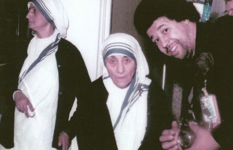 Ενας θεότρελος κυνηγός σταρ: Εχει φωτογραφηθεί με περισσότερες από 5.000 διασημότητες σε 50 χρόνια [εικόνες] | iefimerida.gr 1