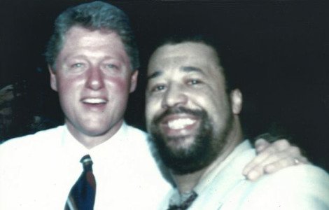 Ενας θεότρελος κυνηγός σταρ: Εχει φωτογραφηθεί με περισσότερες από 5.000 διασημότητες σε 50 χρόνια [εικόνες] | iefimerida.gr 9