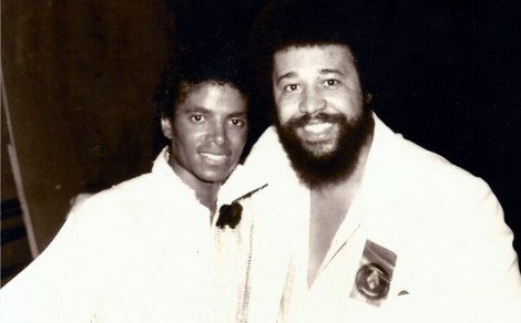 Ενας θεότρελος κυνηγός σταρ: Εχει φωτογραφηθεί με περισσότερες από 5.000 διασημότητες σε 50 χρόνια [εικόνες] | iefimerida.gr 8