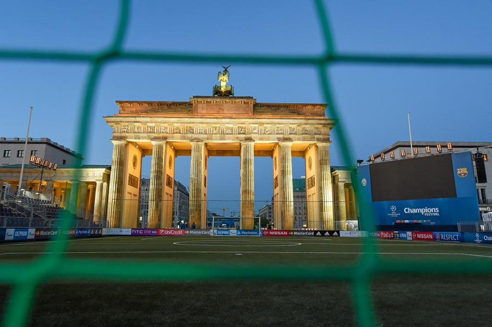 To ηλιόλουστο Βερολίνο υποδέχθηκε το Τσάμπιονς Λιγκ [εικόνες & βίντεο] | iefimerida.gr 2