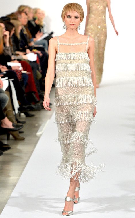 Οταν η Αμάλ Αλαμουντίν πέταξε το νυφικό της -Το εκπληκτικό μίνι, τσάρλεστον φόρεμα που έβαλε για να χορέψει σαν τρελή στο γαμήλιο πάρτι της [εικόνες] | iefimerida.gr 0