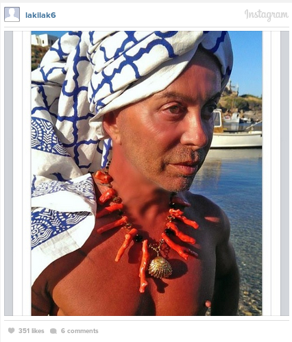 Ο Λάκης Γαβαλάς «πνίγεται» στα κοράλλια και βγάζει selfie [εικόνες] | iefimerida.gr 3