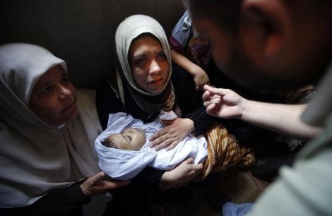 H Γάζα «φλέγεται»: Συνεχείς εναέριες επιθέσεις από τους Ισραηλινούς - Με ρουκέτες απαντά η Χαμάς [βίντεο&εικόνες] | iefimerida.gr 1