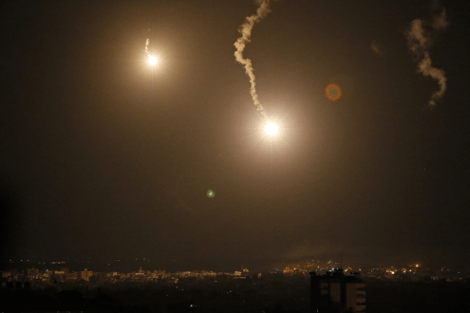 Το αίμα κυλά στη Γάζα -Το Ισραήλ απειλεί: Αφήστε τώρα τα όπλα γιατί θα έρθουν χειρότερα [βίντεο&εικόνες] | iefimerida.gr 4