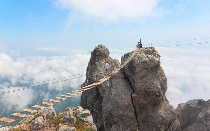 «Αρχιτέκτονες» με τρέλα: Γέφυρες που προκαλούν ίλιγγο [εικόνες]  | iefimerida.gr 0