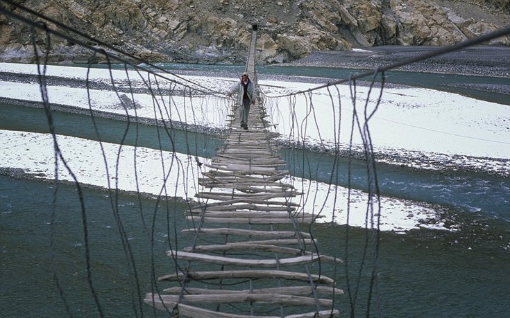 «Αρχιτέκτονες» με τρέλα: Γέφυρες που προκαλούν ίλιγγο [εικόνες]  | iefimerida.gr 2