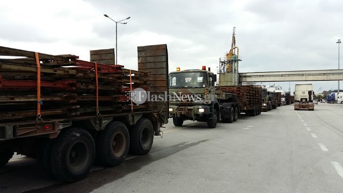 Εφτασαν στα Χανιά οι πρώτες γέφυρες του στρατού -Θα τοποθετηθούν στον Πλατανιά [εικόνες] | iefimerida.gr 8