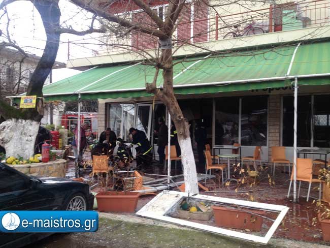 Τρόμος στην Αμφιλοχία: Εκρηξη φιάλης σε καφενείο με 16 τραυματίες [εικόνες & βίντεο] | iefimerida.gr 7