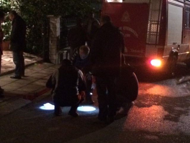 Επίθεση με γκαζάκια σε σπίτι Ταξίαρχου της Αστυνομίας [εικόνες] | iefimerida.gr 2