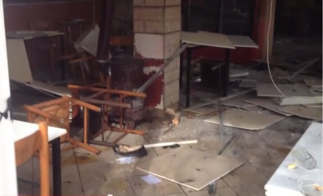 Τρόμος στην Αμφιλοχία: Εκρηξη φιάλης σε καφενείο με 16 τραυματίες [εικόνες & βίντεο] | iefimerida.gr 1