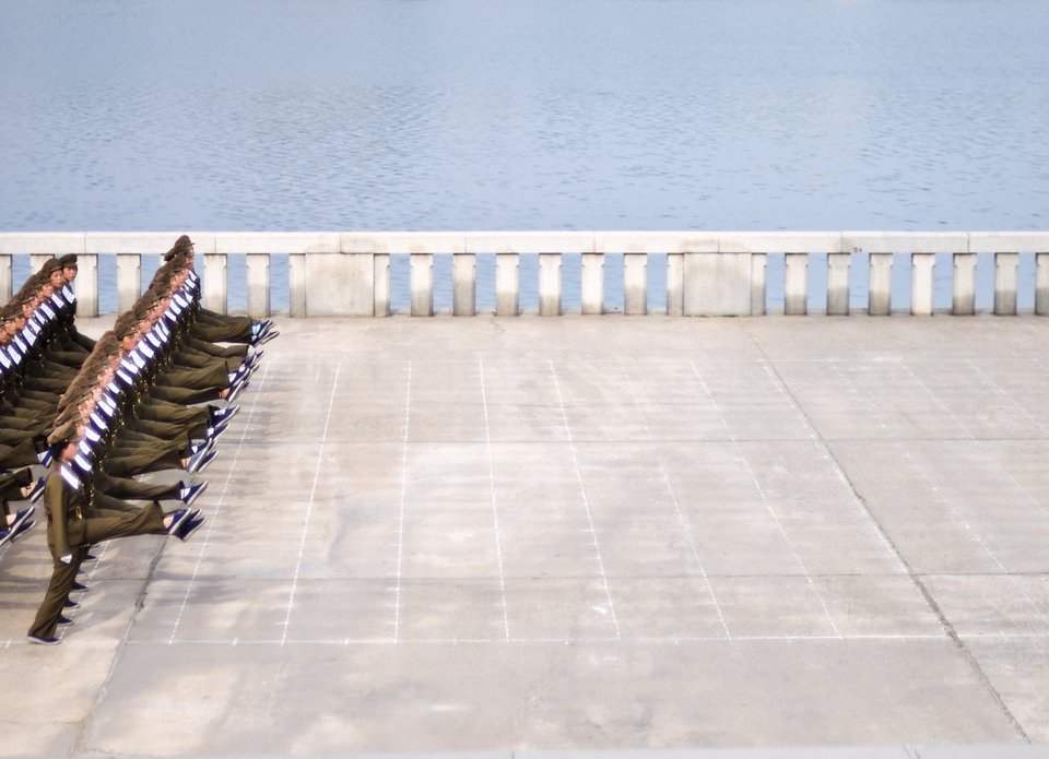 Business Insider: Οσα ο Κιμ Γιονγκ Ουν θέλει να κρύψει -Φωτογραφίες από τα ενδότερα της Β. Κορέας [εικόνες]  | iefimerida.gr 9