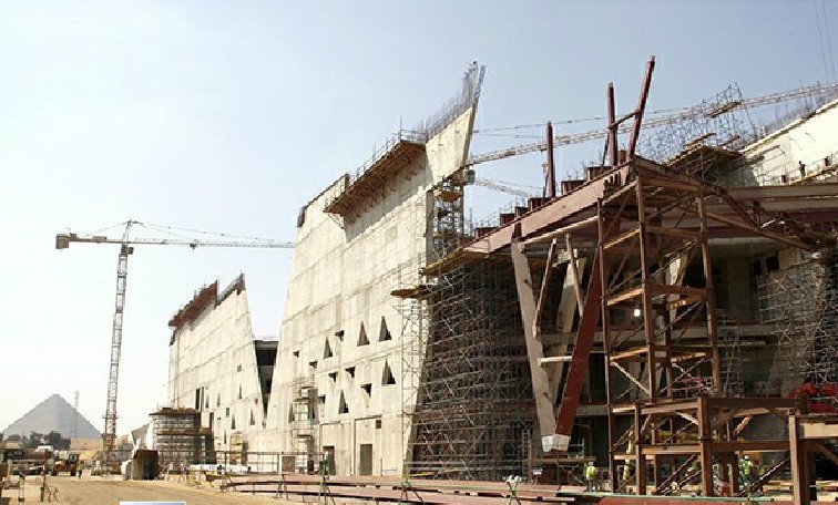 Αίγυπτος: 4.000 εργάτες χτίζουν τον σύγχρονο Πύργο της Βαβέλ [εικόνες]  | iefimerida.gr 1