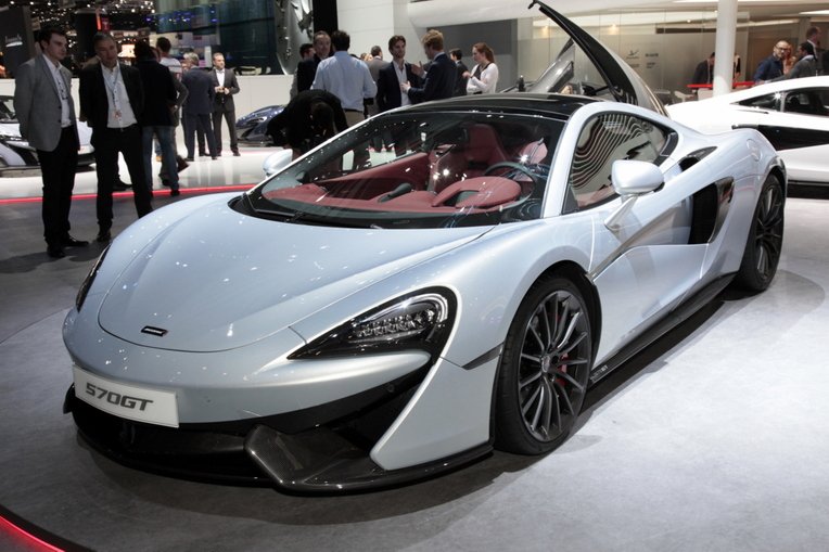 Ανοιξε τις πόρτες του στο κοινό το Σαλόνι Αυτοκινήτου της Γενεύης [εικόνες] | iefimerida.gr 11