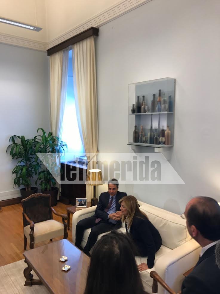 Μητσοτάκης-Γεννηματά συμφώνησαν ότι πρέπει να φύγει γρήγορα η κυβέρνηση [εικόνες] | iefimerida.gr 4