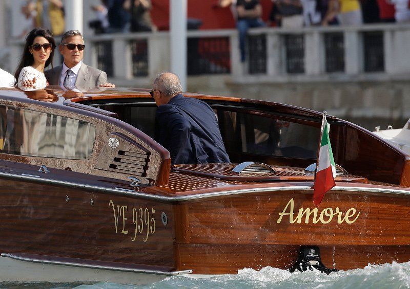 Δεν θα το πιστέψετε πού συνάντησε για πρώτη φορά ο Τζορτζ Κλούνεϊ την σύζυγό του, Αμάλ [βίντεο] | iefimerida.gr 2