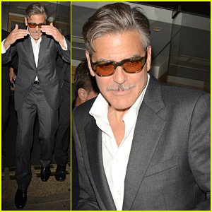 O Tζορτζ Κλούνεϊ με γεροντο-μουστάκι βγαίνει τρεκλίζοντας από το Nobu [εικόνες] | iefimerida.gr 0