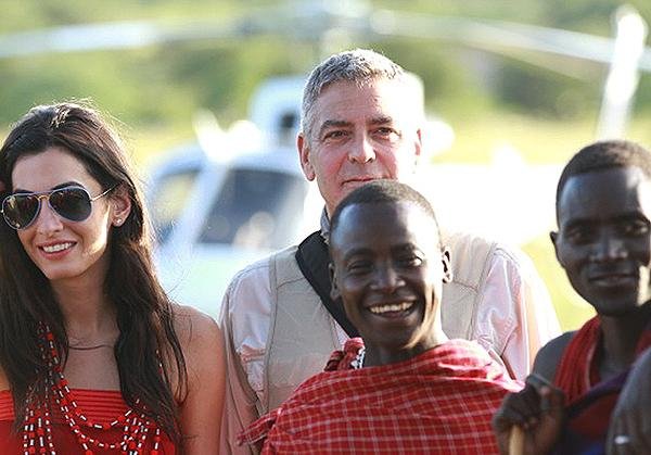 Γι' αυτό δεν μένει καμία δίπλα στον Κλούνεϊ -Πήγε την καινούρια φιλενάδα του για σαφάρι [εικόνες] | iefimerida.gr 0