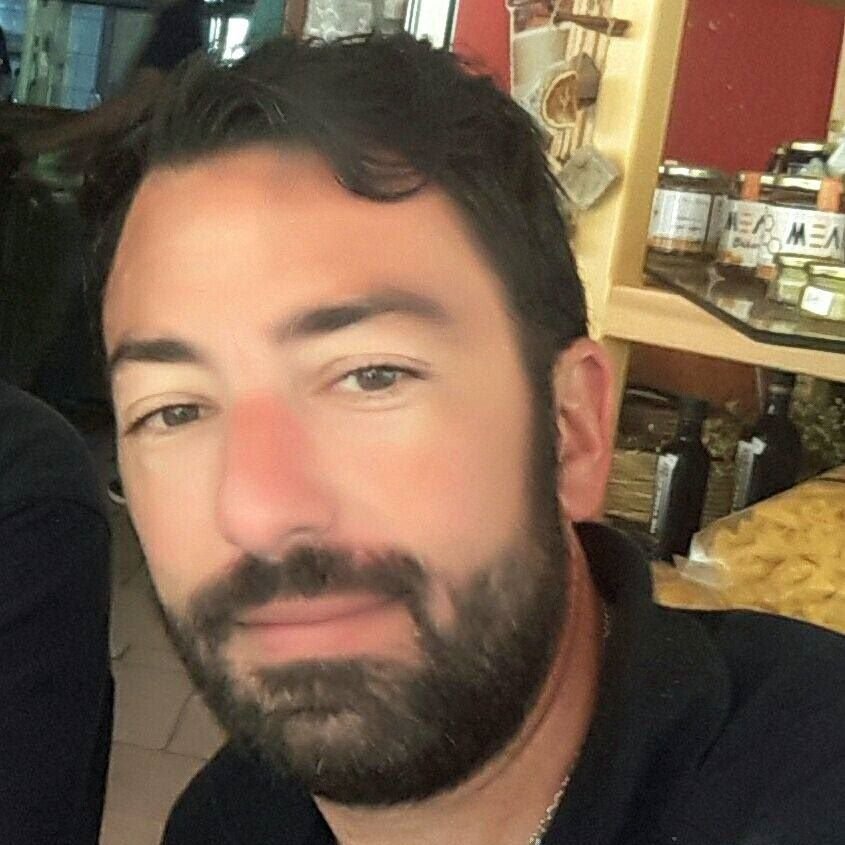 36χρονος πατέρας, θύμα της θεομηνίας: «Μητέρα, φοβάμαι, πνιγόμαστε», τα τελευταία του λόγια | iefimerida.gr 0