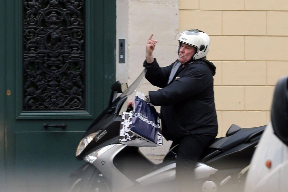 Ο Ζεράρ Ντεπαρντιέ σοκάρει: Ημουν ζιγκολό, σύλησα τάφους, η μάνα μου ήθελε να με σκοτώσει! [εικόνες] | iefimerida.gr 4