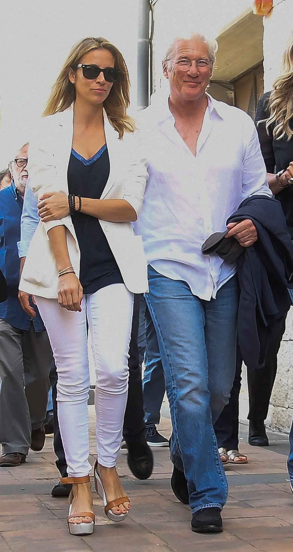 Τρίτο στεφάνι -Ξανά γαμπρός ο Ρίτσαρντ Γκιρ στα 68 του [εικόνες] | iefimerida.gr 2