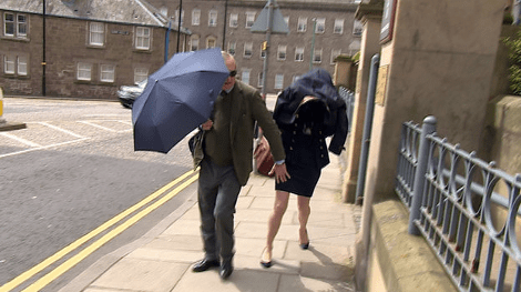 Πριγκίπισσα μέθυσε, προσπάθησε να κάνει στριπτίζ, έβρισε τους Μουσουλμάνους και μετά έβαλε περούκα για να μην την αναγνωρίσουν [εικόνες] | iefimerida.gr 1