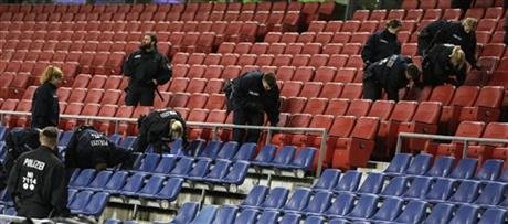 Οριστικό: Ματαιώνεται ο αγώνας Γερμανία-Ολλανδία για λόγους ασφαλείας! [εικόνες] | iefimerida.gr 0