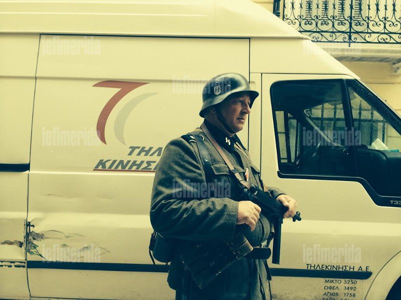  Γερμανοί (ξανάρχονται) στην Πλάκα! -Γιατί πάγωσαν οι περαστικοί το πρωί [εικόνες] | iefimerida.gr 2