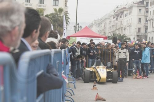 Σε πίστα της Formula 1 μετατράπηκε η πλατεία Αριστοτέλους [εικόνες] | iefimerida.gr 3